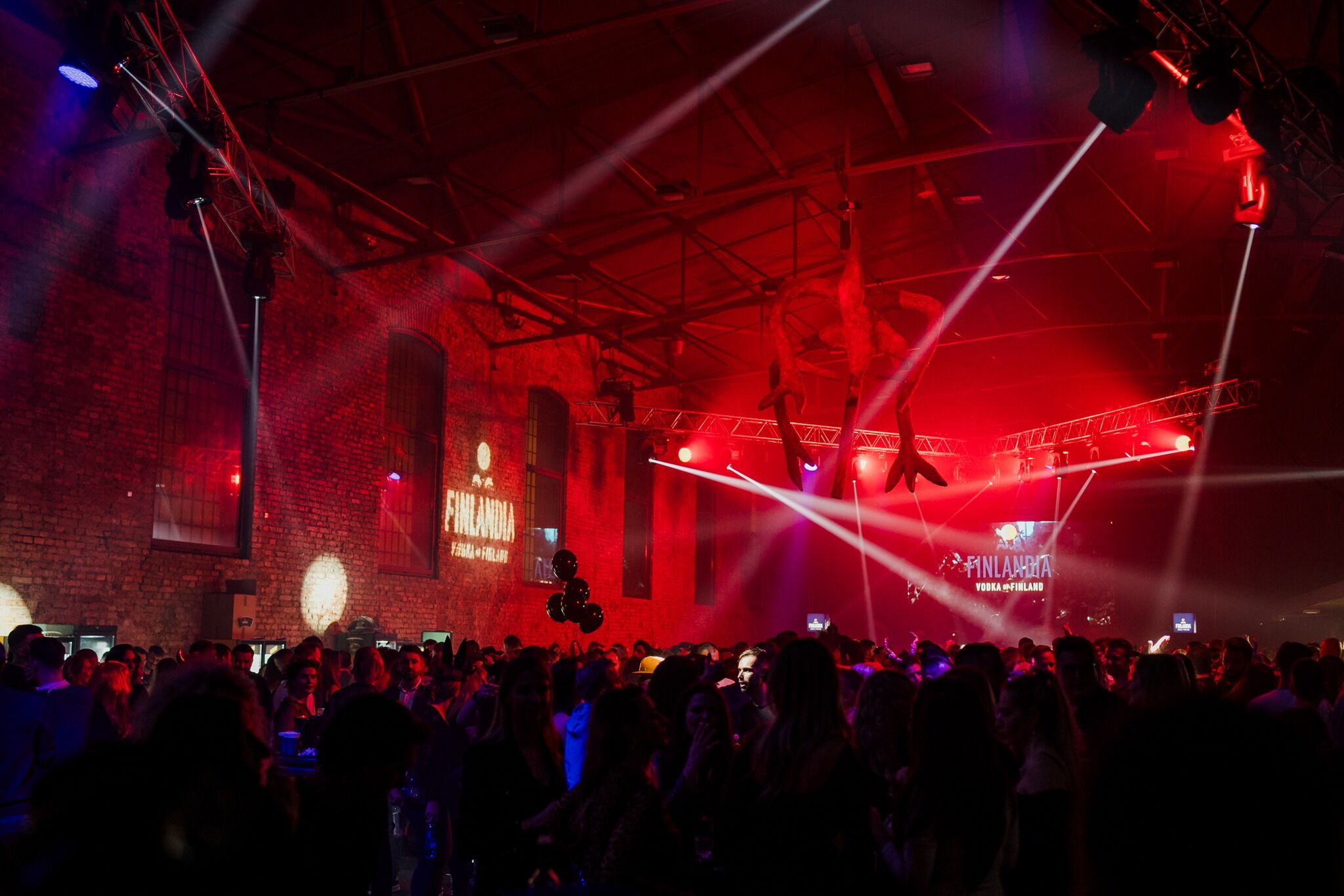 Popust za članove HURA-e / IAB-a Croatia: RNB Confusion, Sutra je subota, Frka