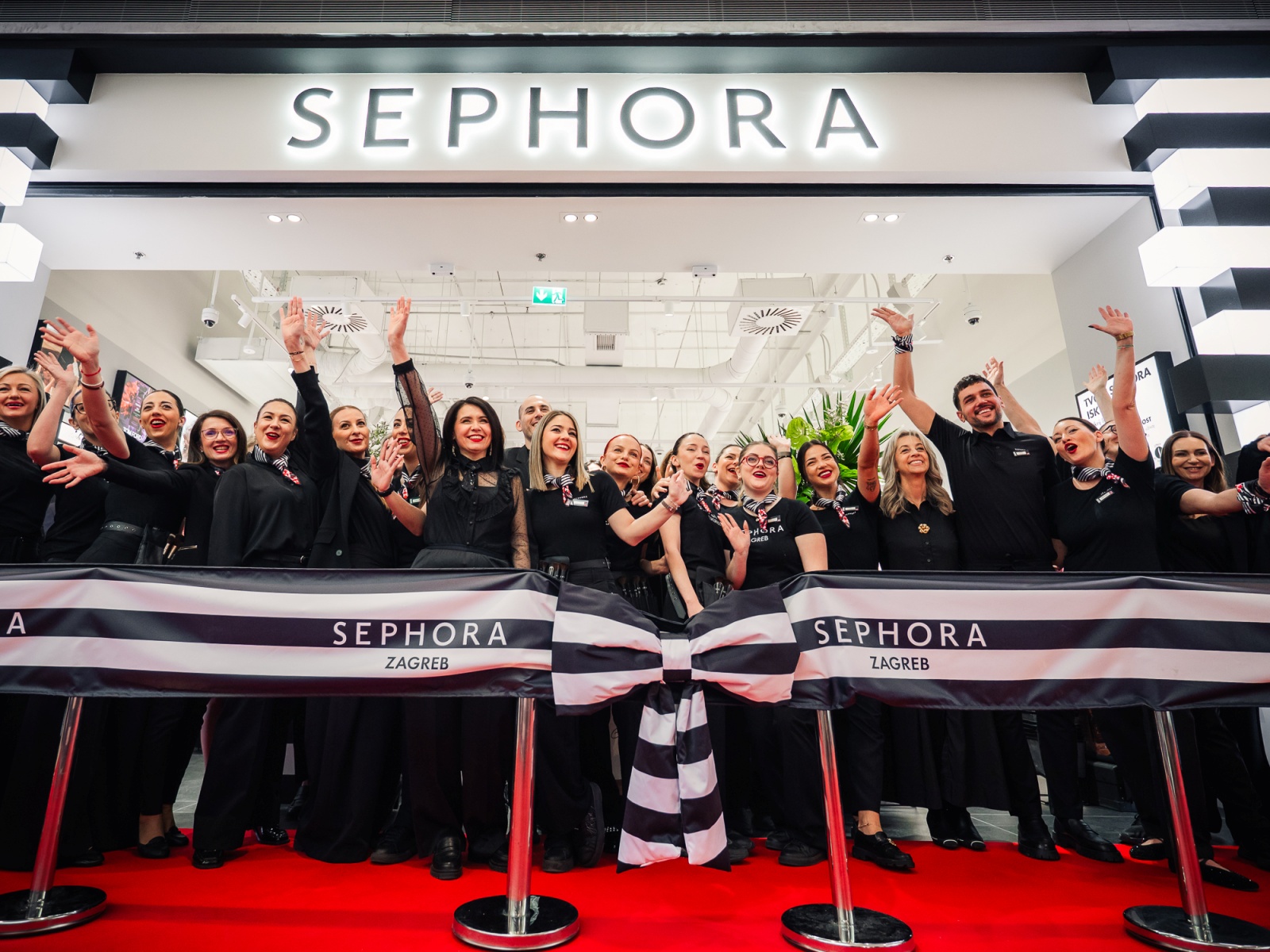 Organizacija iza otvorenja godine