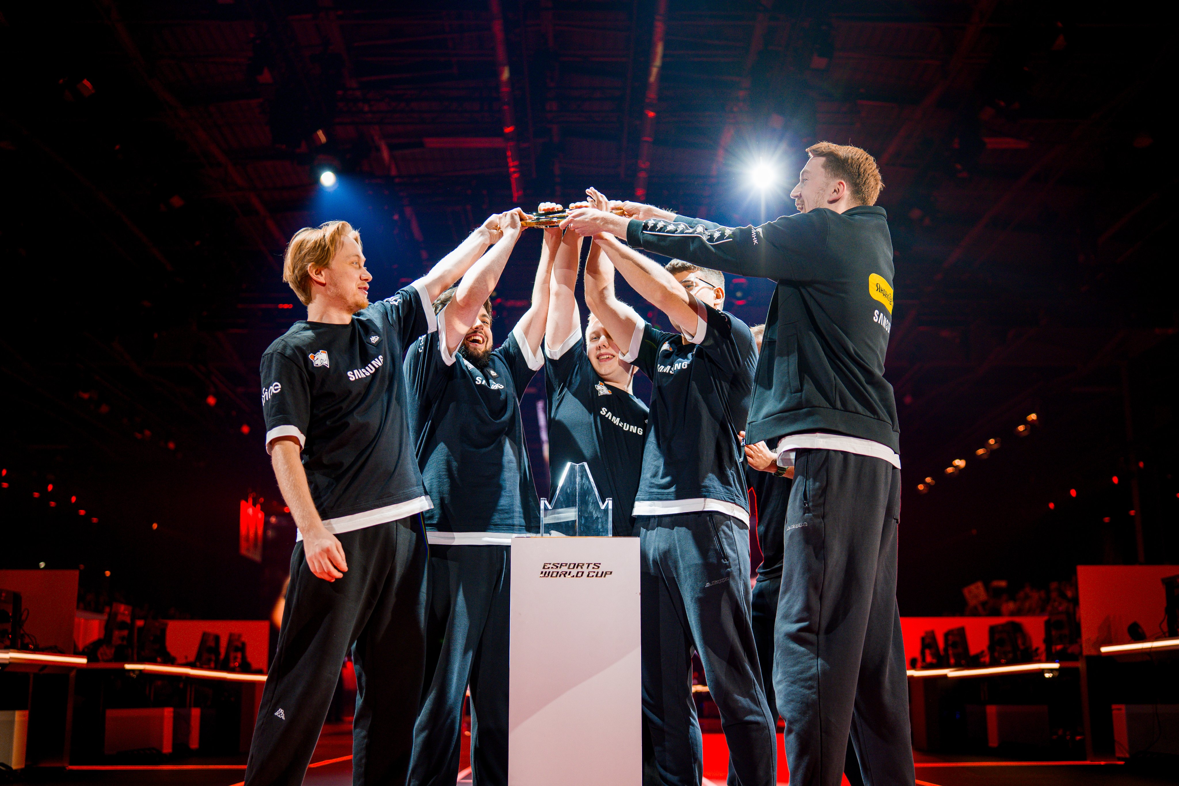 Hrvatski reprezentativci osvojili Esports World Cup! Virtus.pro s hrvatskim trojcem najbolji na svijetu u PUBG-u