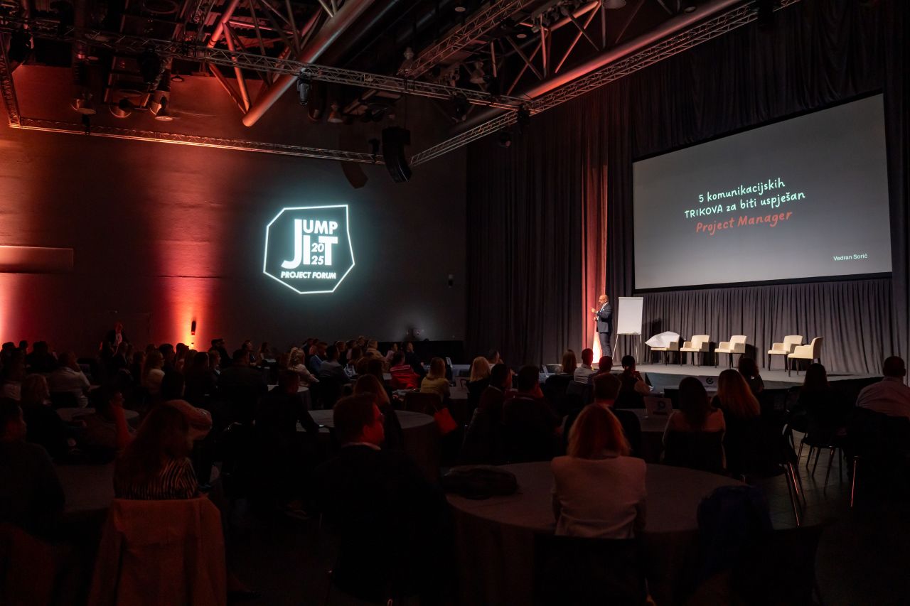 Članovi IAB-a ostvaruju popust na kotizacije za JumpIT Forum 2026