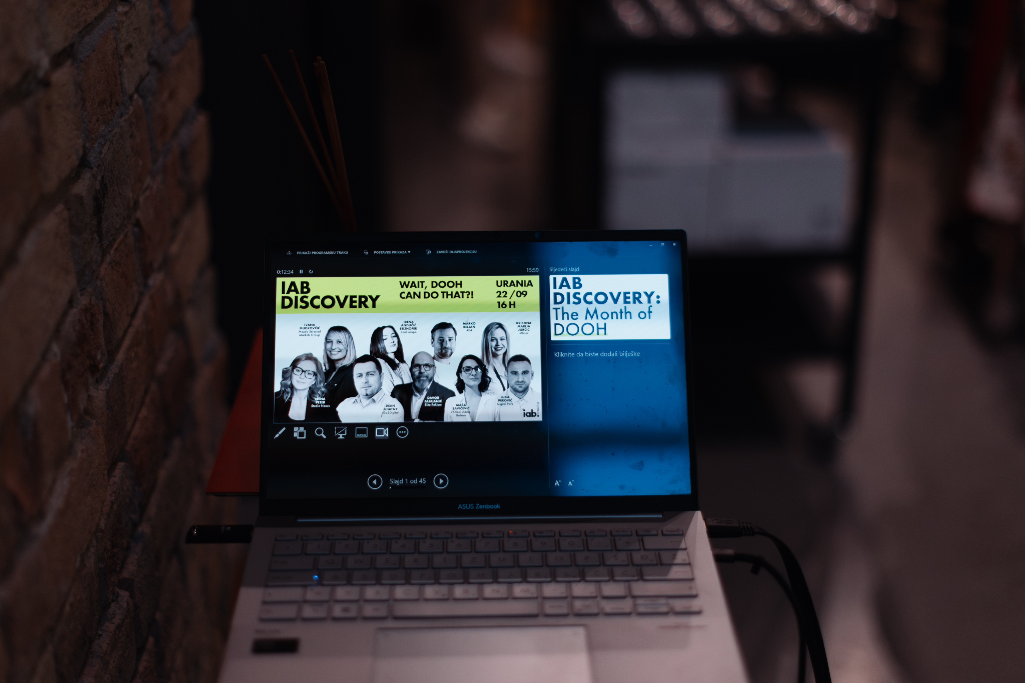 IAB Discovery: the Month of DOOH