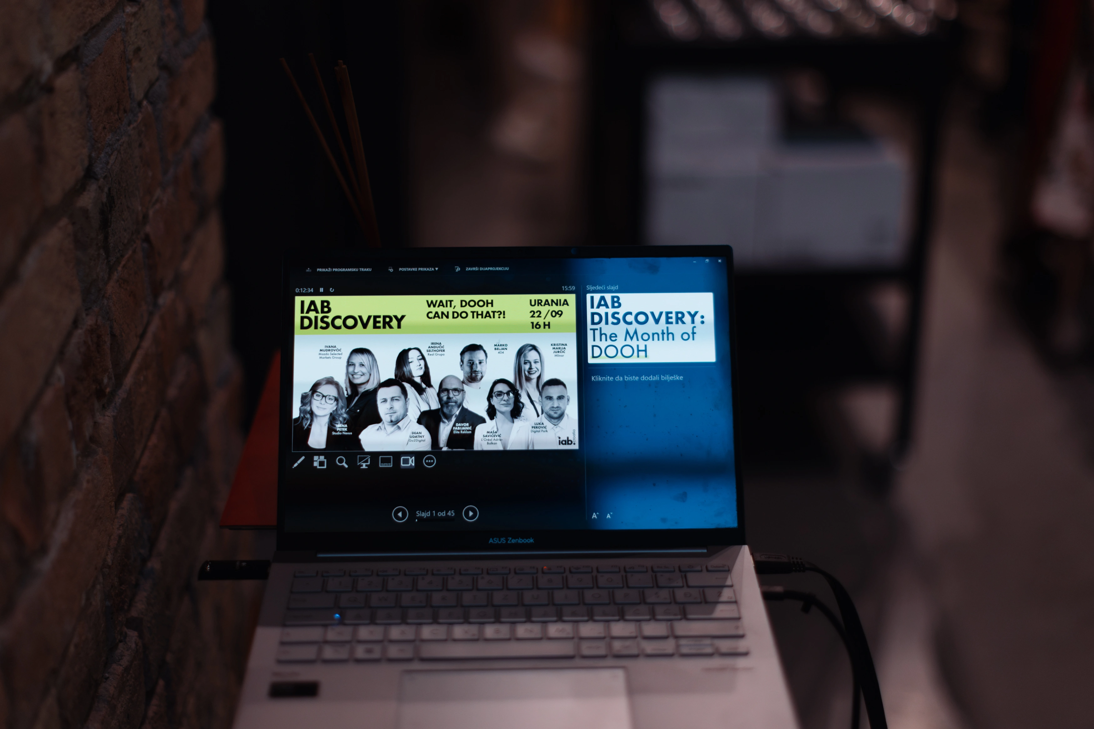 IAB Discovery: the Month of DOOH